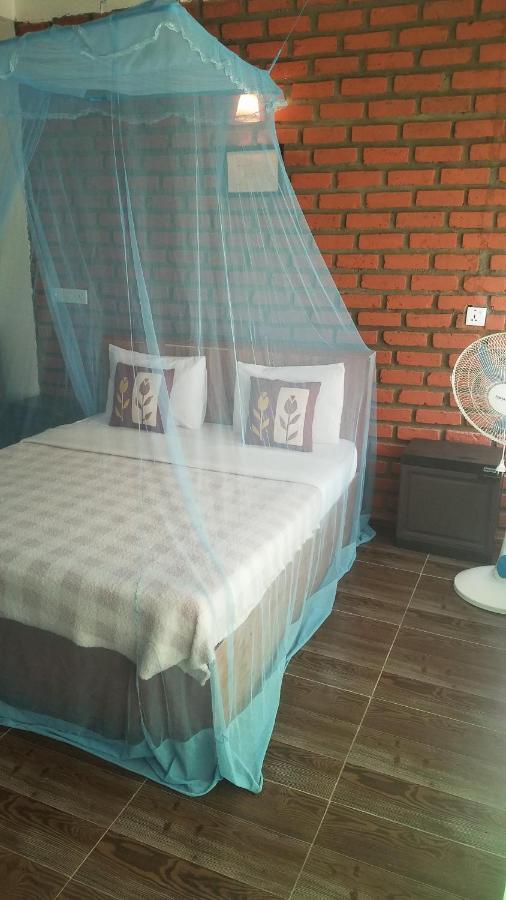 Ayubo Lodge *